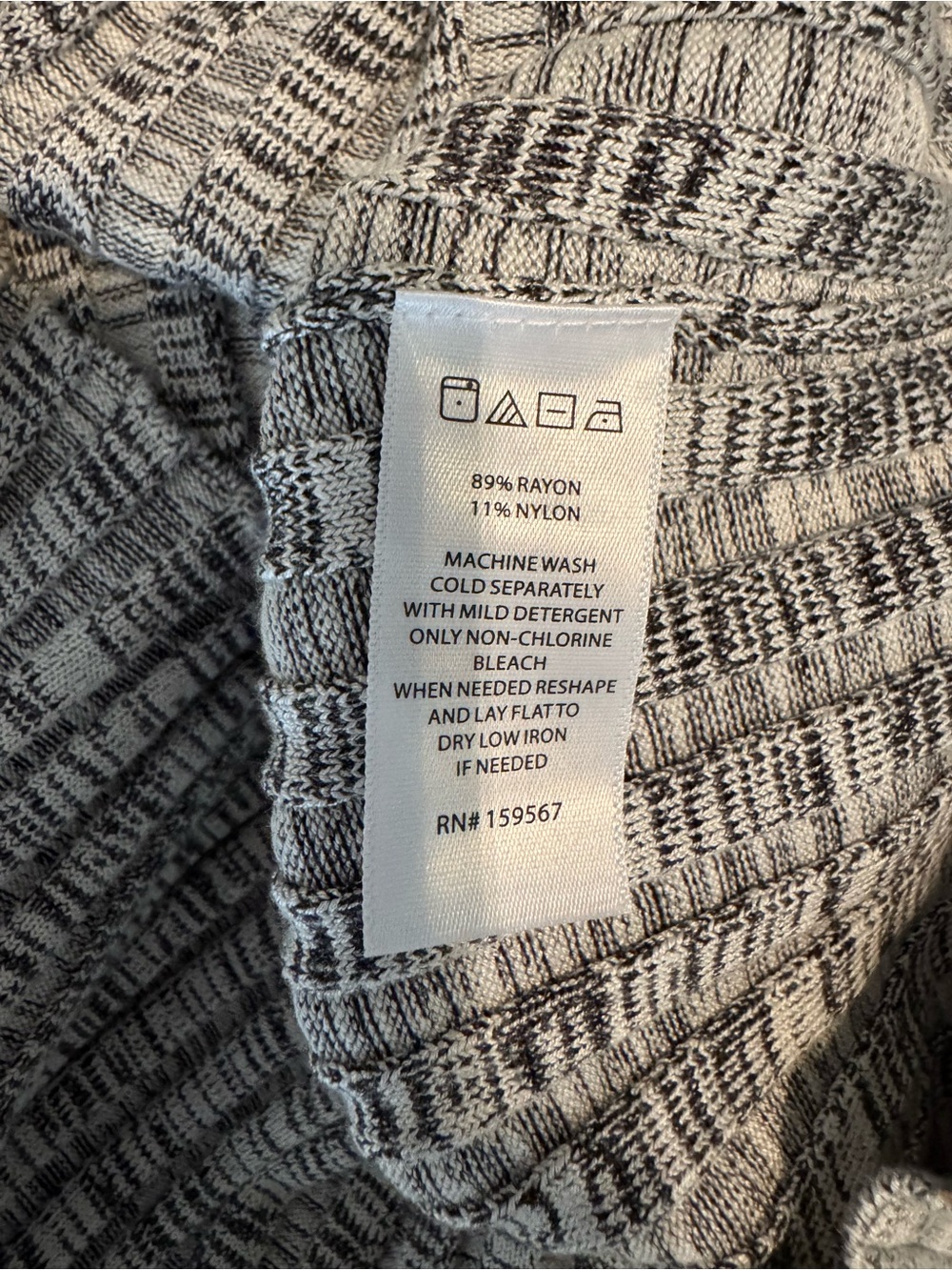 NWT V-Neck Long Sleeve Ribbed Knit Dress in Gray- L - Picture 8 of 10